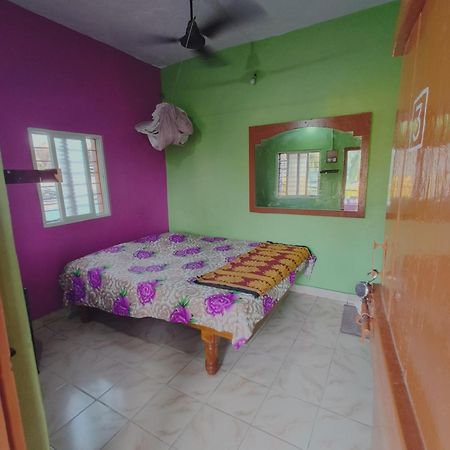 Kiran River View Guest House Hampi Esterno foto