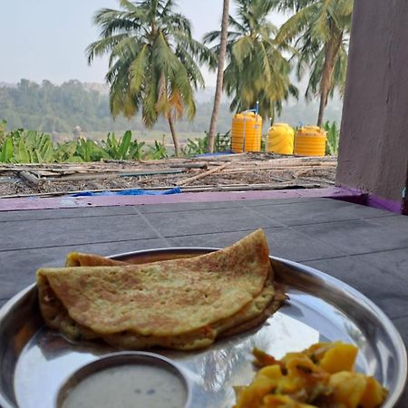 Kiran River View Guest House Hampi Esterno foto