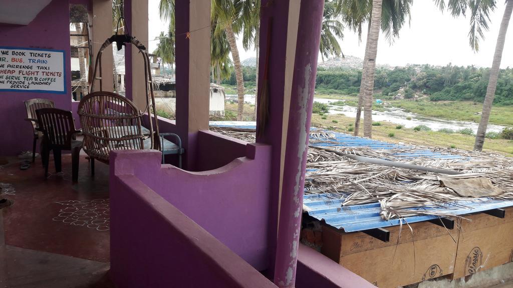 Kiran River View Guest House Hampi Esterno foto